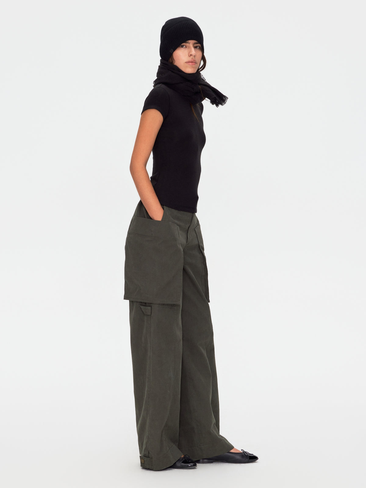 Oversized Pocket Wide Leg Cargo Trousers