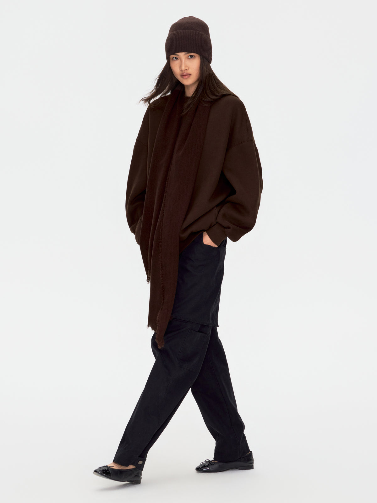 Oversized Pocket Tapered Cargo Trousers