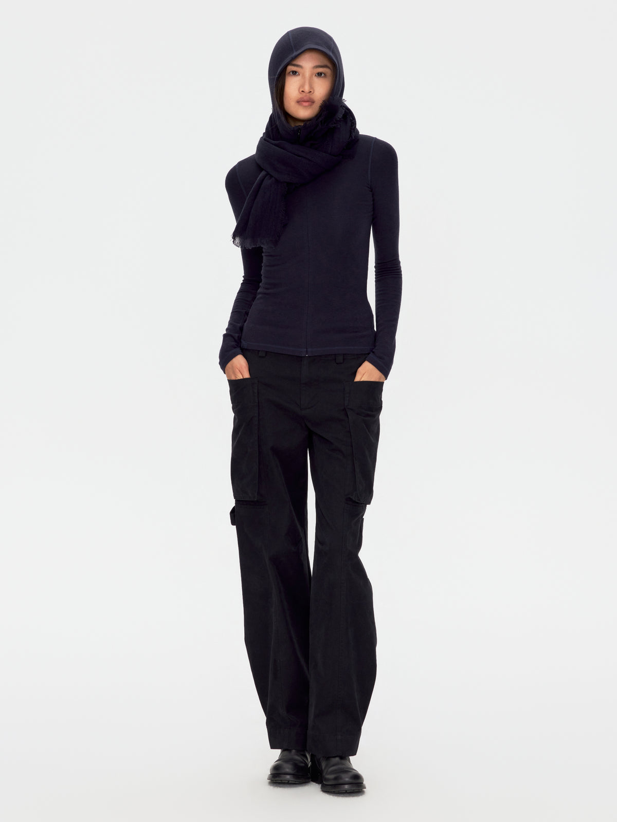 Oversized Pocket Tapered Cargo Trousers